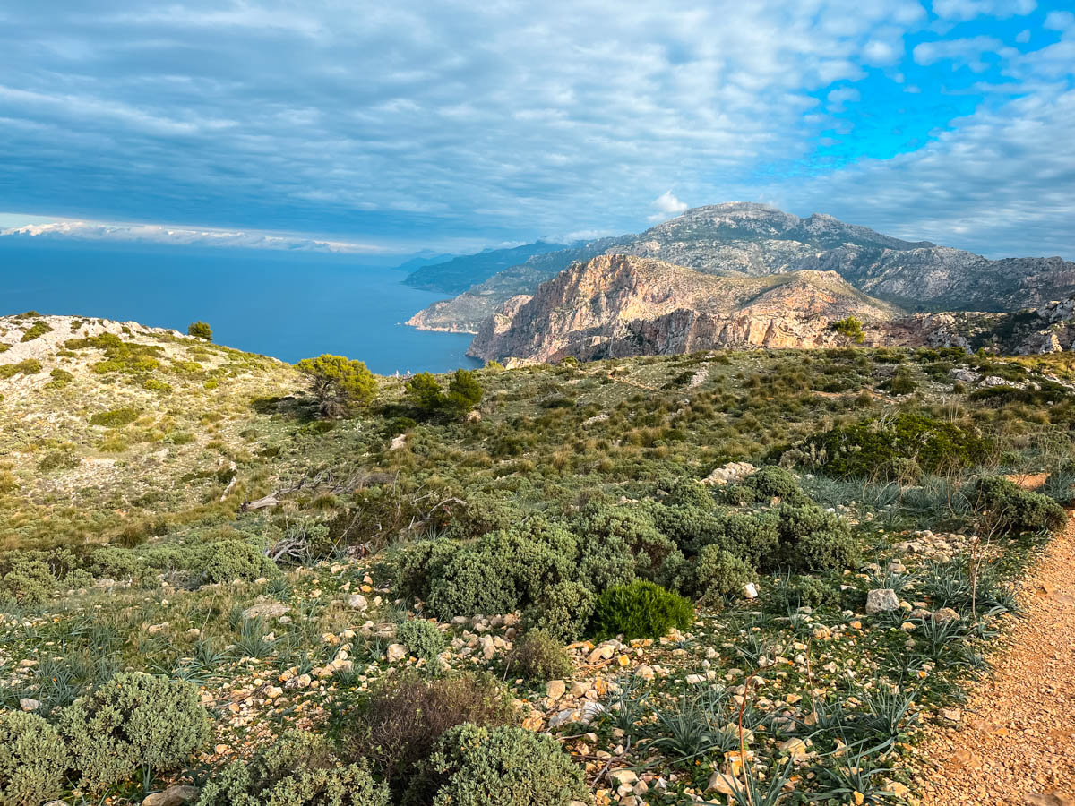 How to Hike to La Trapa Mallorca and Mirador d’en Josep Sastre for