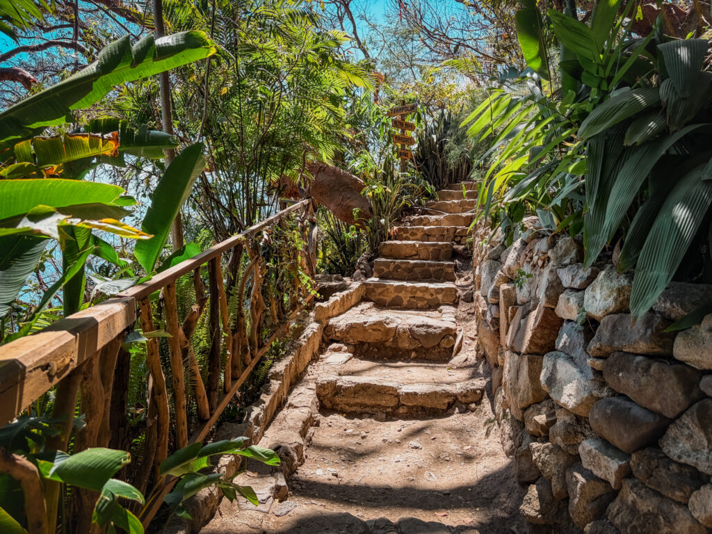 The path to get to the platform for Lake Atitlan Cliff Jumping