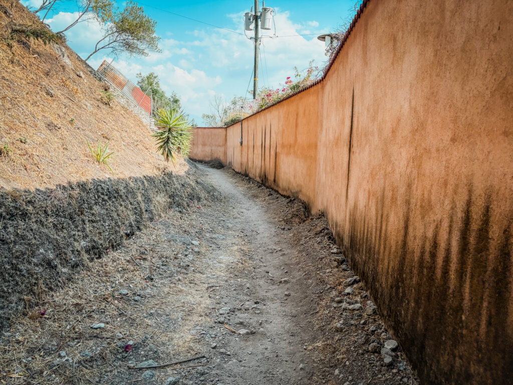 Santa Cruz to Jaibalito Trail