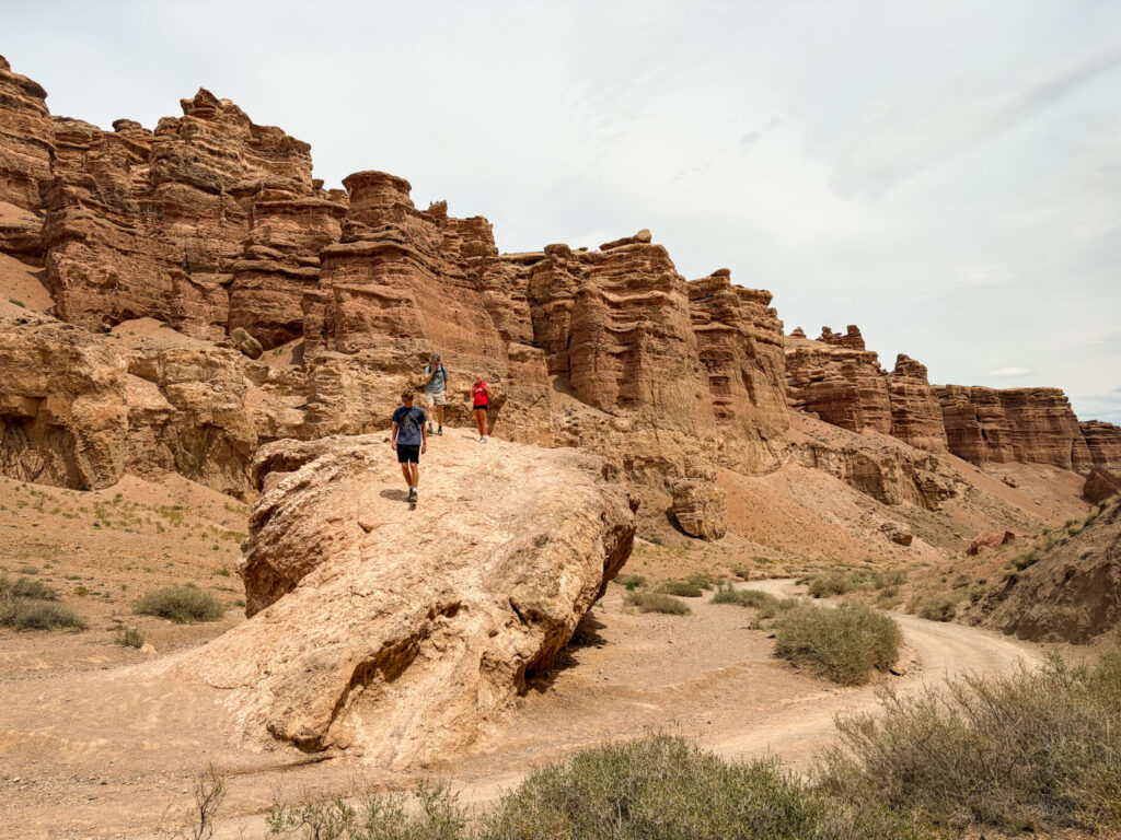 How to Hike Charyn Canyon